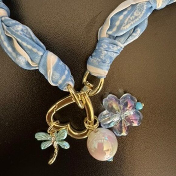 BOUTIQUE SCARF CHARM NECKLACE - Picture 2 of 3